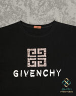 تیشرت کراپ چاکدار چاپ دار دورساتین